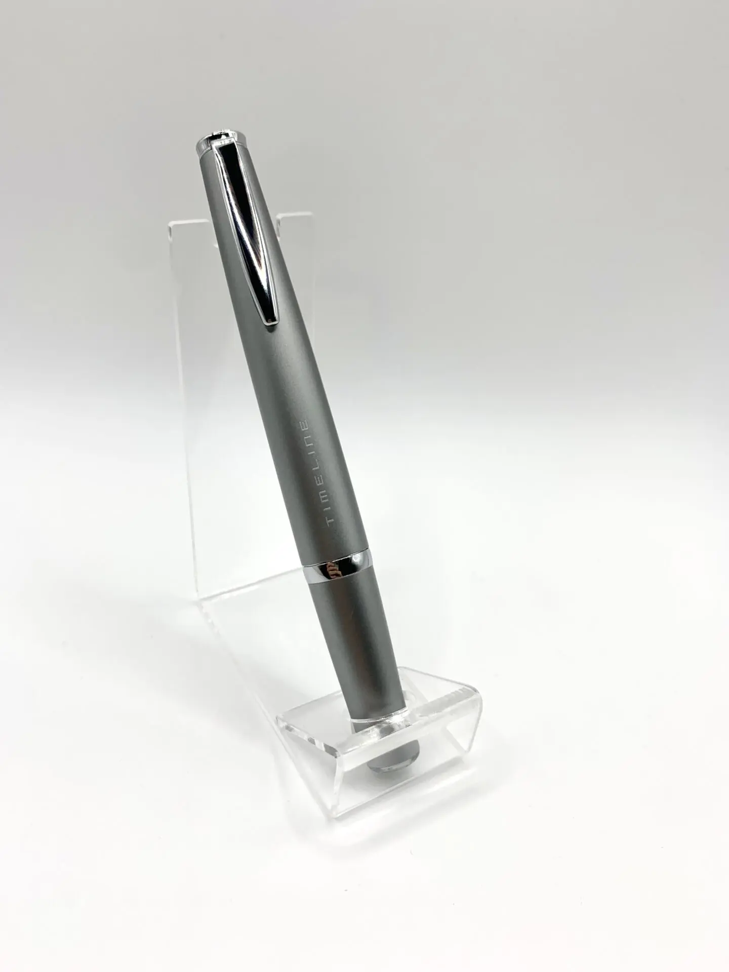 タイムライン PILOT 油性ボールペン FUTURE チタングレー BTL